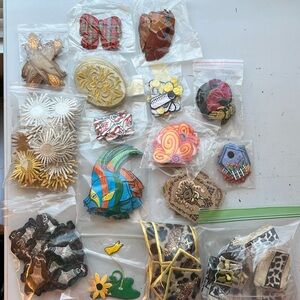 NWOT Assorted  iron on embroidery patches